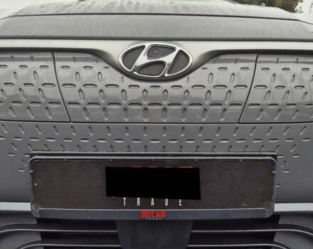 Сірий Хендай Kona, об'ємом двигуна 0 л та пробігом 99 тис. км за 19499 $, фото 9 на Automoto.ua