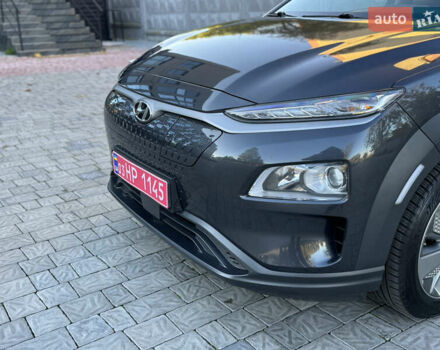 Сірий Хендай Kona, об'ємом двигуна 0 л та пробігом 114 тис. км за 15999 $, фото 52 на Automoto.ua