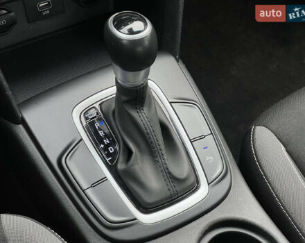 Серый Хендай Kona, объемом двигателя 1.6 л и пробегом 54 тыс. км за 20950 $, фото 38 на Automoto.ua