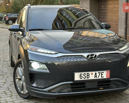Сірий Хендай Kona, об'ємом двигуна 0 л та пробігом 137 тис. км за 16900 $, фото 3 на Automoto.ua
