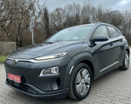 Сірий Хендай Kona, об'ємом двигуна 0 л та пробігом 149 тис. км за 17950 $, фото 5 на Automoto.ua