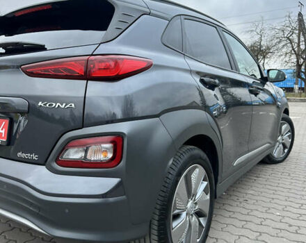 Сірий Хендай Kona, об'ємом двигуна 0 л та пробігом 149 тис. км за 17950 $, фото 20 на Automoto.ua