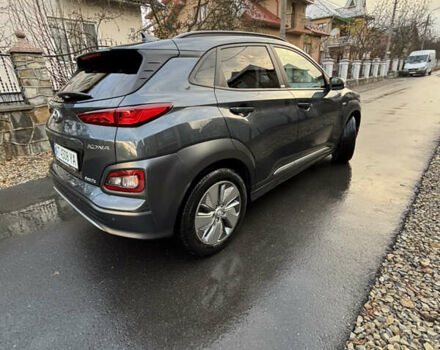 Серый Хендай Kona, объемом двигателя 0 л и пробегом 23 тыс. км за 16900 $, фото 29 на Automoto.ua