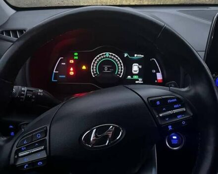 Сірий Хендай Kona, об'ємом двигуна 0 л та пробігом 50 тис. км за 17800 $, фото 22 на Automoto.ua