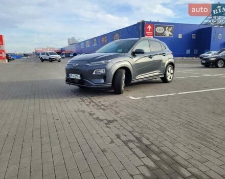 Серый Хендай Kona, объемом двигателя 0 л и пробегом 78 тыс. км за 15900 $, фото 5 на Automoto.ua