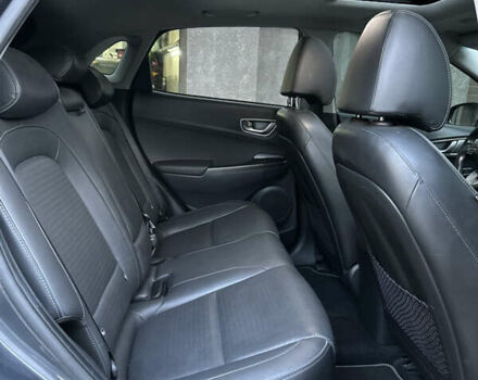 Серый Хендай Kona, объемом двигателя 0 л и пробегом 137 тыс. км за 17500 $, фото 69 на Automoto.ua