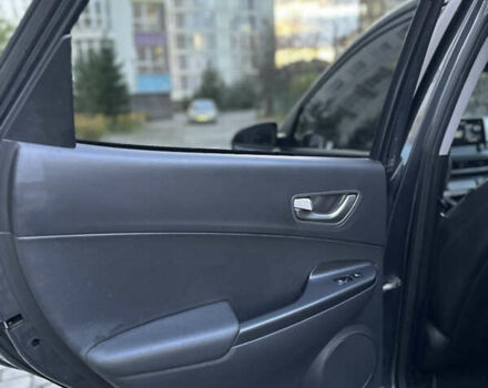 Сірий Хендай Kona, об'ємом двигуна 0 л та пробігом 137 тис. км за 16900 $, фото 59 на Automoto.ua