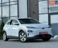 Серый Хендай Kona, объемом двигателя 0 л и пробегом 93 тыс. км за 17970 $, фото 17 на Automoto.ua