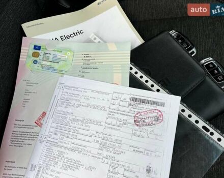 Серый Хендай Kona, объемом двигателя 0 л и пробегом 136 тыс. км за 16700 $, фото 40 на Automoto.ua