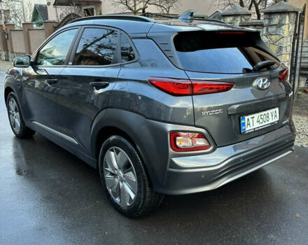Серый Хендай Kona, объемом двигателя 0 л и пробегом 23 тыс. км за 16900 $, фото 3 на Automoto.ua