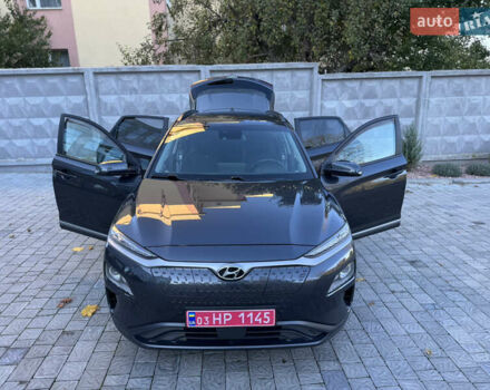 Сірий Хендай Kona, об'ємом двигуна 0 л та пробігом 114 тис. км за 15999 $, фото 25 на Automoto.ua