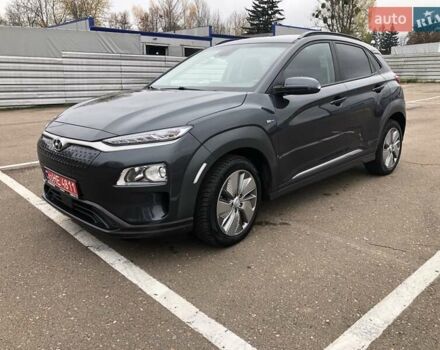 Сірий Хендай Kona, об'ємом двигуна 0 л та пробігом 70 тис. км за 17950 $, фото 10 на Automoto.ua