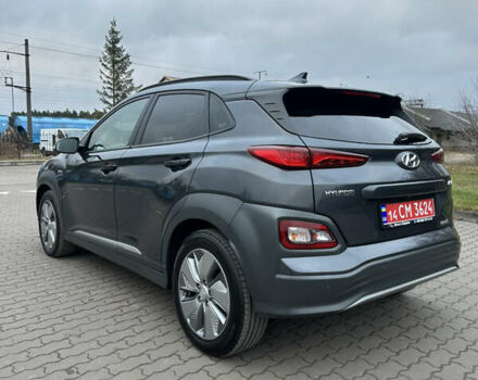 Сірий Хендай Kona, об'ємом двигуна 0 л та пробігом 149 тис. км за 17950 $, фото 11 на Automoto.ua