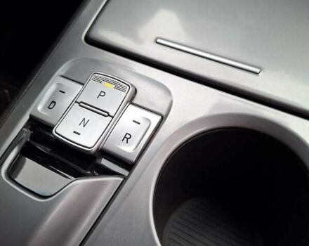 Сірий Хендай Kona, об'ємом двигуна 0 л та пробігом 86 тис. км за 15200 $, фото 18 на Automoto.ua