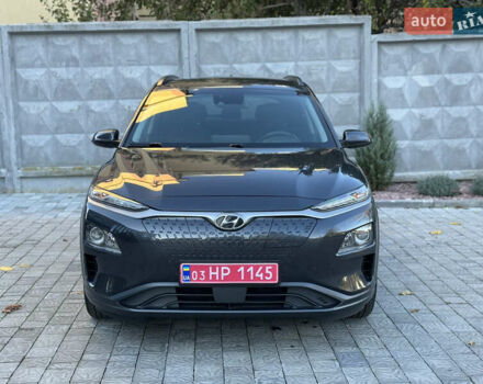 Сірий Хендай Kona, об'ємом двигуна 0 л та пробігом 114 тис. км за 15999 $, фото 2 на Automoto.ua