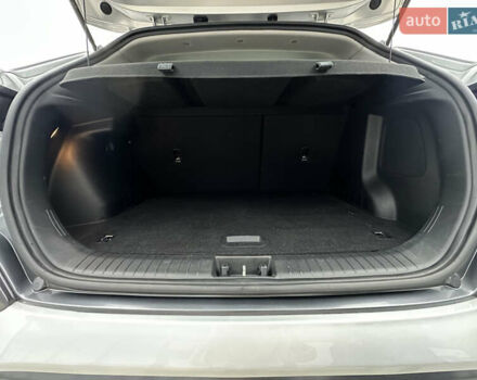 Серый Хендай Kona, объемом двигателя 0 л и пробегом 62 тыс. км за 18900 $, фото 49 на Automoto.ua