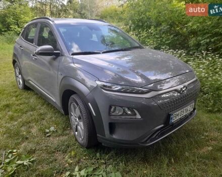Серый Хендай Kona, объемом двигателя 0 л и пробегом 86 тыс. км за 15500 $, фото 5 на Automoto.ua
