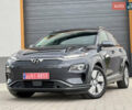 Серый Хендай Kona, объемом двигателя 0 л и пробегом 62 тыс. км за 16900 $, фото 2 на Automoto.ua
