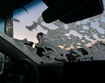 Сірий Хендай Kona, об'ємом двигуна 0 л та пробігом 50 тис. км за 17800 $, фото 17 на Automoto.ua