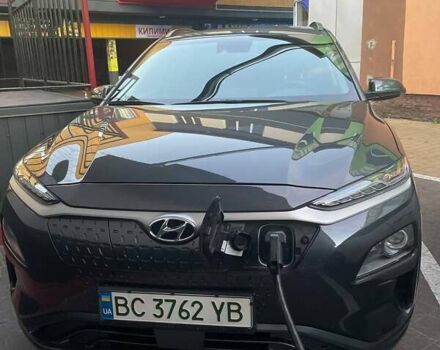 Сірий Хендай Kona, об'ємом двигуна 0 л та пробігом 50 тис. км за 17800 $, фото 3 на Automoto.ua