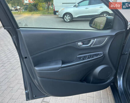 Сірий Хендай Kona, об'ємом двигуна 0 л та пробігом 230 тис. км за 14900 $, фото 25 на Automoto.ua