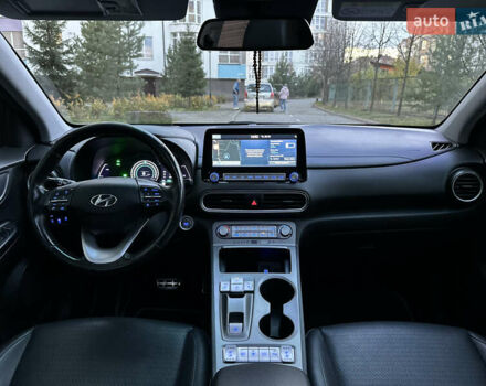 Сірий Хендай Kona, об'ємом двигуна 0 л та пробігом 137 тис. км за 16900 $, фото 88 на Automoto.ua