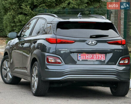 Сірий Хендай Kona, об'ємом двигуна 0 л та пробігом 81 тис. км за 17200 $, фото 49 на Automoto.ua