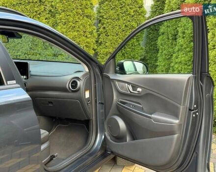 Сірий Хендай Kona, об'ємом двигуна 0 л та пробігом 36 тис. км за 16400 $, фото 25 на Automoto.ua