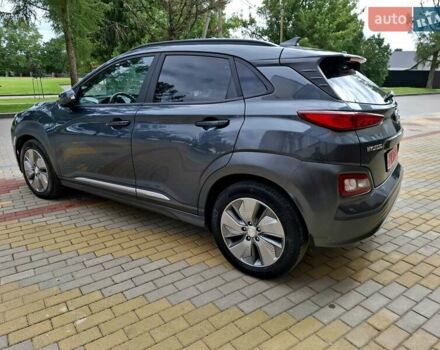 Сірий Хендай Kona, об'ємом двигуна 0 л та пробігом 128 тис. км за 16900 $, фото 15 на Automoto.ua