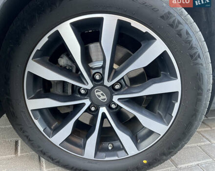 Сірий Хендай Kona, об'ємом двигуна 0 л та пробігом 230 тис. км за 14900 $, фото 11 на Automoto.ua