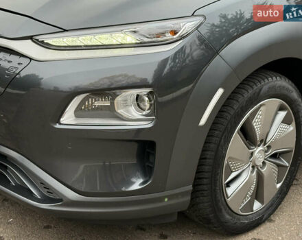 Сірий Хендай Kona, об'ємом двигуна 0 л та пробігом 81 тис. км за 17200 $, фото 28 на Automoto.ua