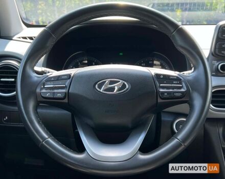 Серый Хендай Kona, объемом двигателя 2 л и пробегом 51 тыс. км за 17300 $, фото 14 на Automoto.ua