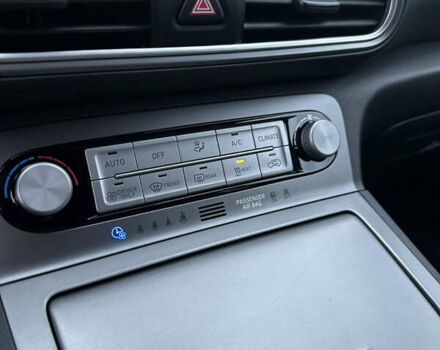 Сірий Хендай Kona, об'ємом двигуна 0 л та пробігом 149 тис. км за 17950 $, фото 57 на Automoto.ua