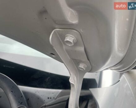 Серый Хендай Kona, объемом двигателя 0 л и пробегом 114 тыс. км за 17100 $, фото 52 на Automoto.ua