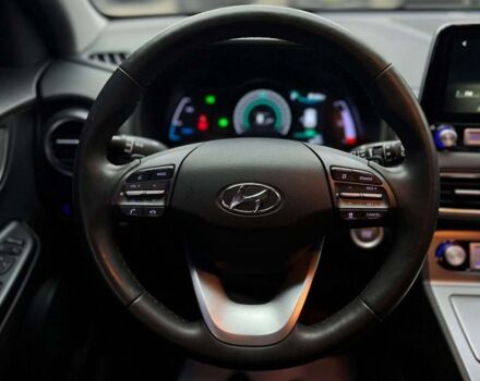 Серый Хендай Kona, объемом двигателя 64 л и пробегом 50 тыс. км за 23700 $, фото 17 на Automoto.ua