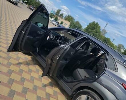 Сірий Хендай Kona, об'ємом двигуна 0 л та пробігом 136 тис. км за 17200 $, фото 14 на Automoto.ua
