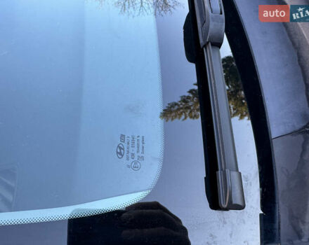 Сірий Хендай Kona, об'ємом двигуна 0 л та пробігом 114 тис. км за 15999 $, фото 22 на Automoto.ua