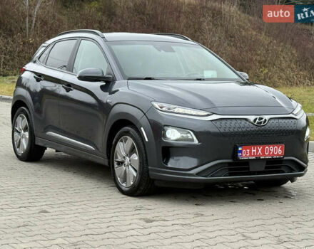 Сірий Хендай Kona, об'ємом двигуна 0 л та пробігом 78 тис. км за 18600 $, фото 6 на Automoto.ua
