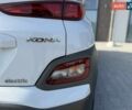 Серый Хендай Kona, объемом двигателя 0 л и пробегом 93 тыс. км за 17970 $, фото 34 на Automoto.ua