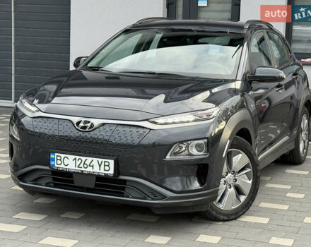 Серый Хендай Kona, объемом двигателя 0 л и пробегом 56 тыс. км за 19700 $, фото 1 на Automoto.ua
