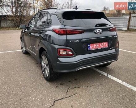 Сірий Хендай Kona, об'ємом двигуна 0 л та пробігом 70 тис. км за 17950 $, фото 5 на Automoto.ua