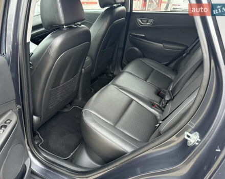 Сірий Хендай Kona, об'ємом двигуна 0 л та пробігом 78 тис. км за 18600 $, фото 19 на Automoto.ua