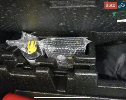 Сірий Хендай Kona, об'ємом двигуна 0 л та пробігом 78 тис. км за 18300 $, фото 9 на Automoto.ua