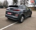 Сірий Хендай Kona, об'ємом двигуна 0 л та пробігом 70 тис. км за 18100 $, фото 3 на Automoto.ua