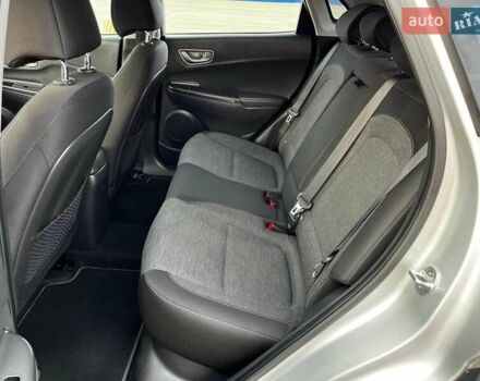 Серый Хендай Kona, объемом двигателя 0 л и пробегом 136 тыс. км за 16700 $, фото 35 на Automoto.ua