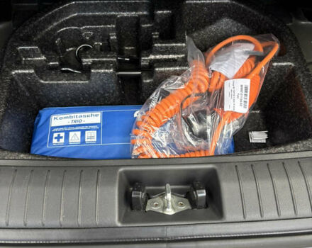 Серый Хендай Kona, объемом двигателя 0 л и пробегом 23 тыс. км за 16900 $, фото 35 на Automoto.ua