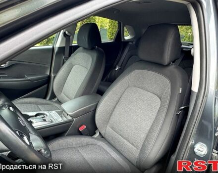 Сірий Хендай Kona, об'ємом двигуна 99 л та пробігом 96 тис. км за 15999 $, фото 7 на Automoto.ua
