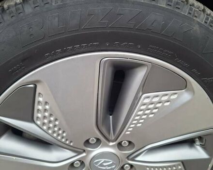 Сірий Хендай Kona, об'ємом двигуна 0 л та пробігом 86 тис. км за 15200 $, фото 25 на Automoto.ua