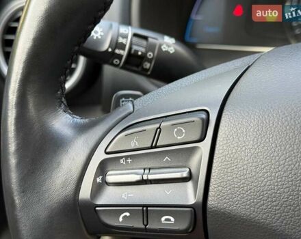 Сірий Хендай Kona, об'ємом двигуна 0 л та пробігом 36 тис. км за 16400 $, фото 29 на Automoto.ua