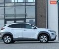 Серый Хендай Kona, объемом двигателя 0 л и пробегом 93 тыс. км за 17970 $, фото 21 на Automoto.ua